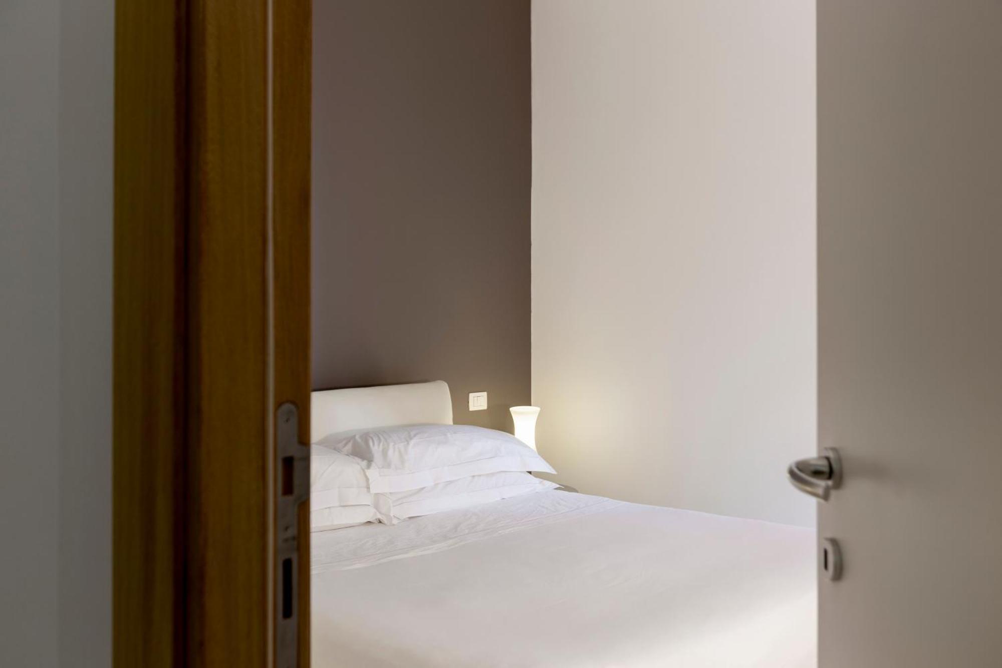 Comfort Suites Garibaldi Milano Værelse billede